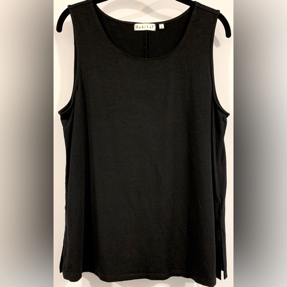 Habitat Tops - Excellent Condition, Habitat Classic Black Tank Top, Size Medium